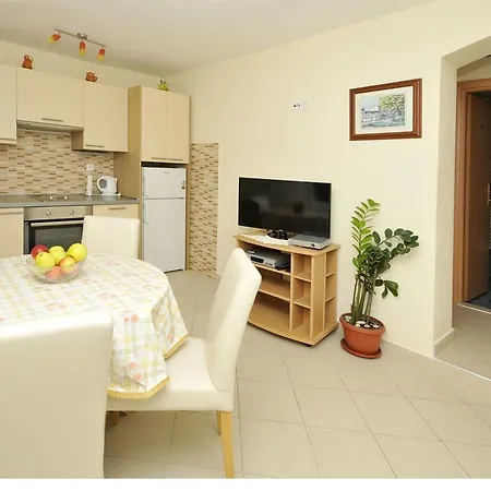 Mise Apartman