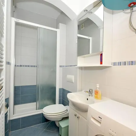 Mise Apartman *